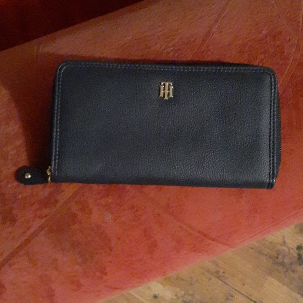 Tommy Hilfiger Wallet